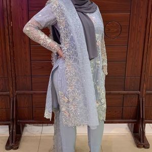 Meet your Posher, Yasmine